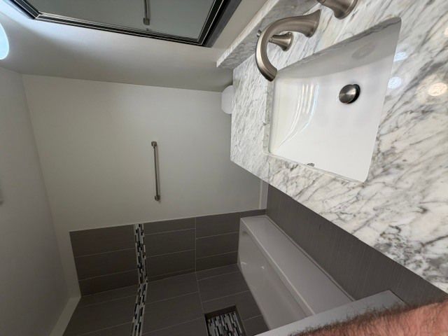 1327 WILLIAMSBURG Drive D2, Schaumburg, IL 60193