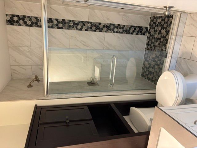 1327 WILLIAMSBURG Drive D2, Schaumburg, IL 60193