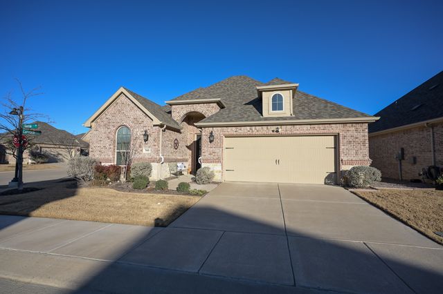 7601 Murcia Drive, Fort Worth, TX 76123