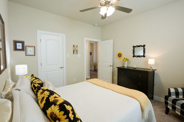 7601 Murcia Drive, Fort Worth, TX 76123