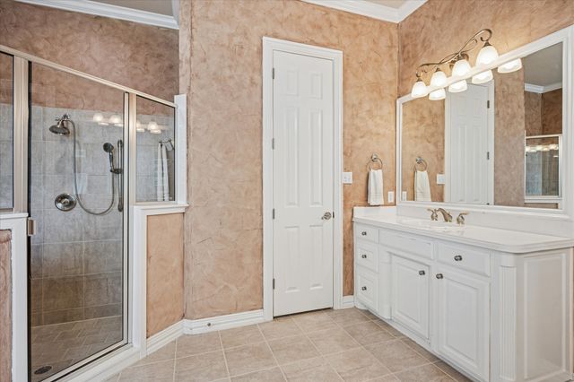 8312 Thornway Court, North Richland Hills, TX 76182