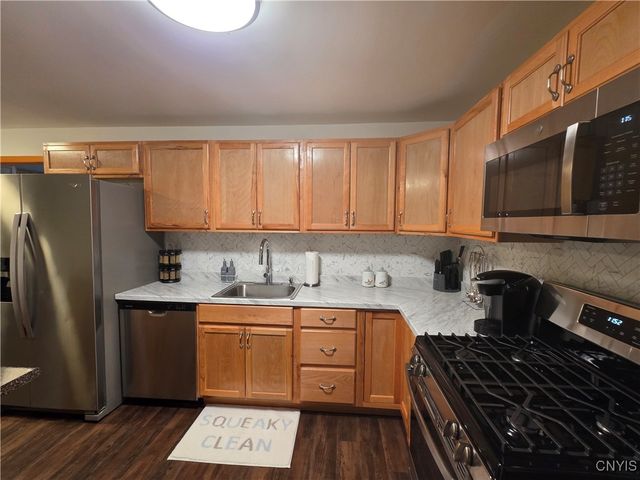 515 Locust Drive, Utica, NY 13502