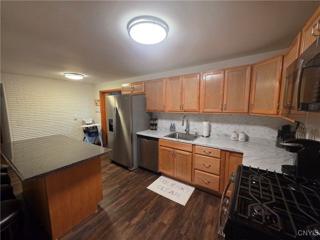 515 Locust Drive, Utica, NY 13502