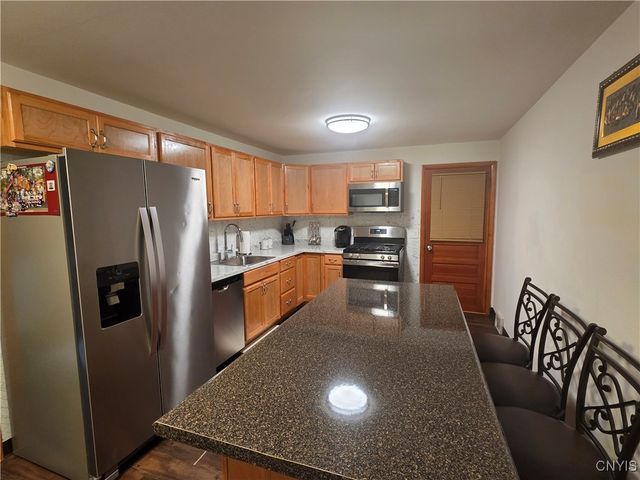 515 Locust Drive, Utica, NY 13502