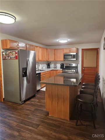 515 Locust Drive, Utica, NY 13502