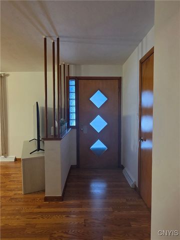 515 Locust Drive, Utica, NY 13502