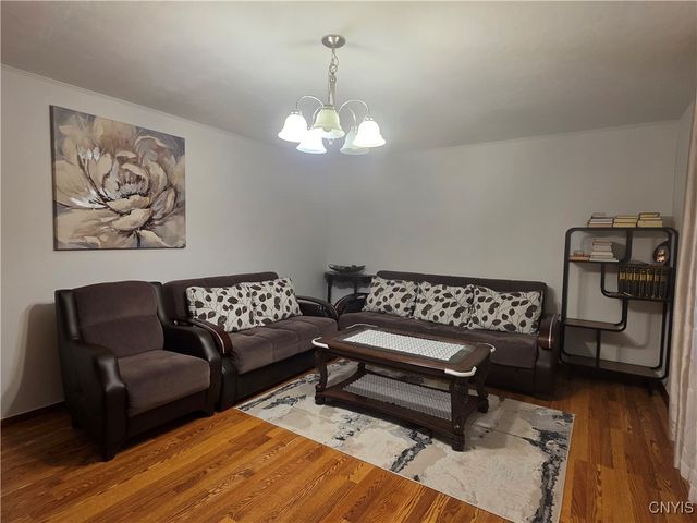 515 Locust Drive, Utica, NY 13502