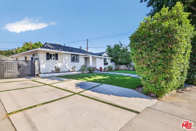 7550 Ruffner Avenue, Van Nuys (los Angeles), CA 91406