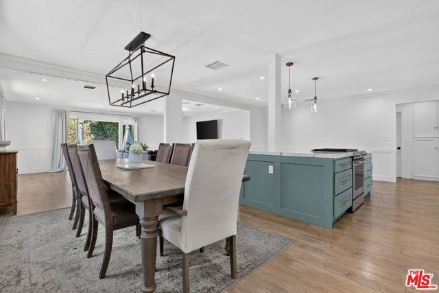 7550 Ruffner Avenue, Van Nuys (los Angeles), CA 91406