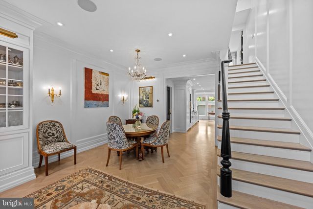 1524 SWANN ST NW, Washington, DC 20009