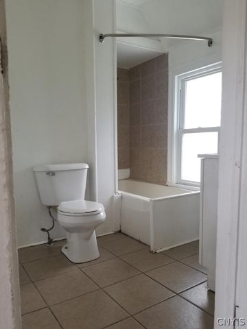 1 Franklin Street, Auburn, NY 13021