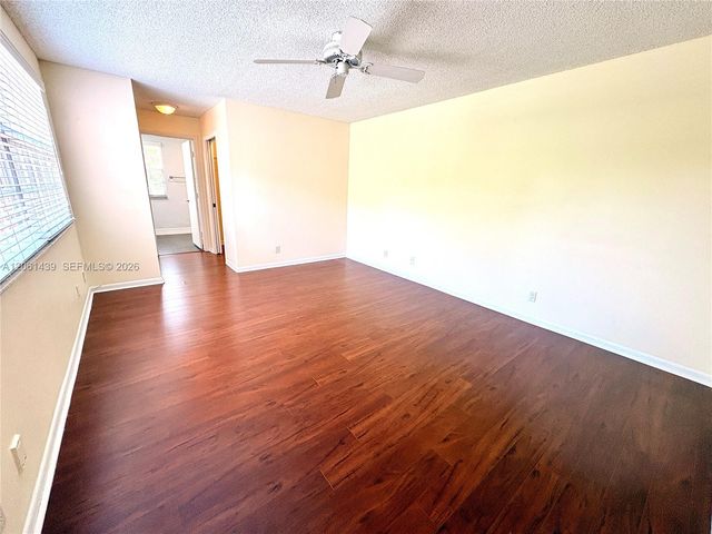 11196 Longboat Dr, Cooper City, FL 33026
