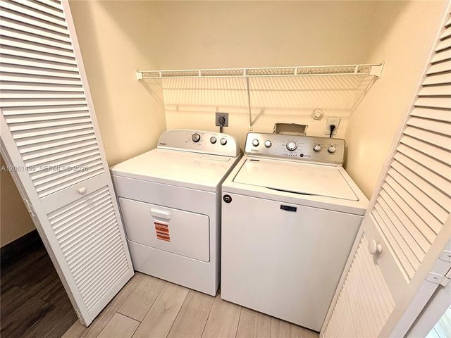 11196 Longboat Dr, Cooper City, FL 33026