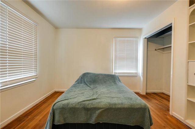 10709 E 27th Terrace S, Independence, MO 64052