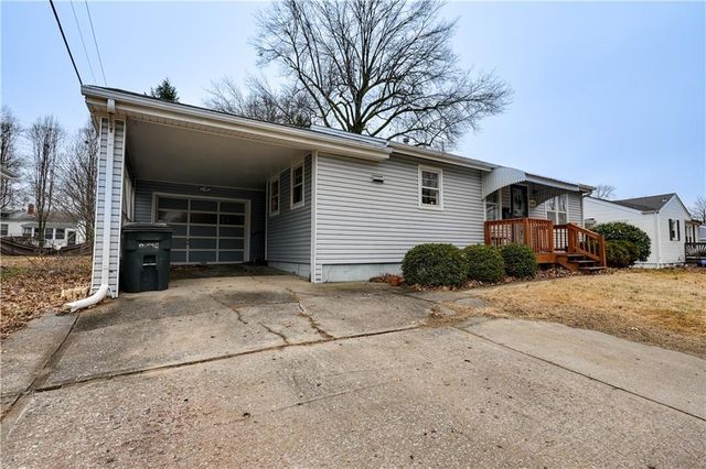 10709 E 27th Terrace S, Independence, MO 64052