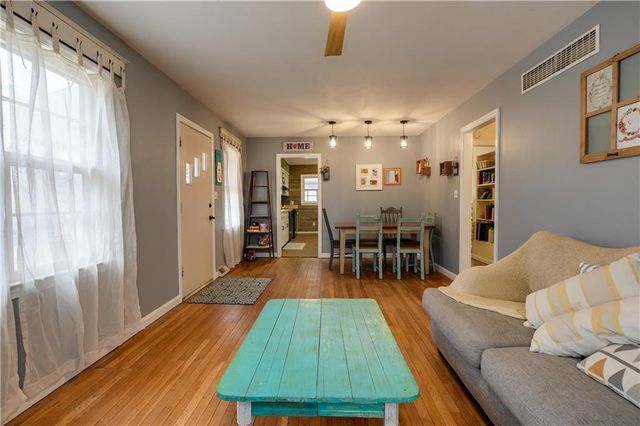 10709 E 27th Terrace S, Independence, MO 64052