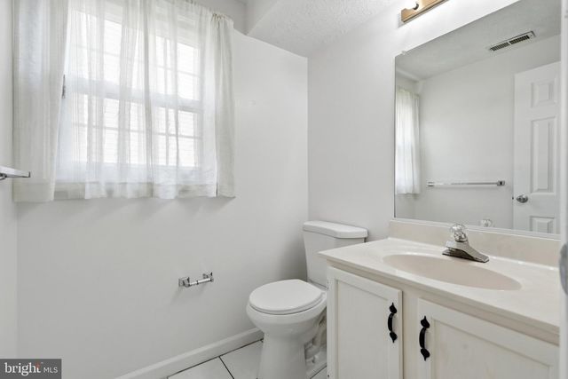 18007 SILVER LEAF DR, Gaithersburg, MD 20877