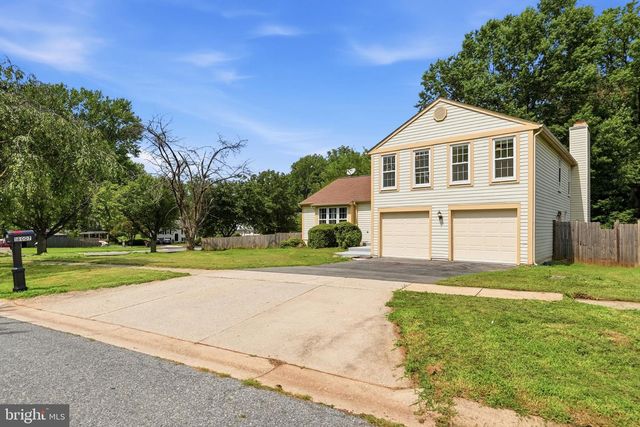 18007 SILVER LEAF DR, Gaithersburg, MD 20877