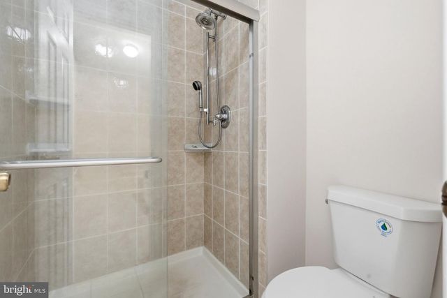 18007 SILVER LEAF DR, Gaithersburg, MD 20877