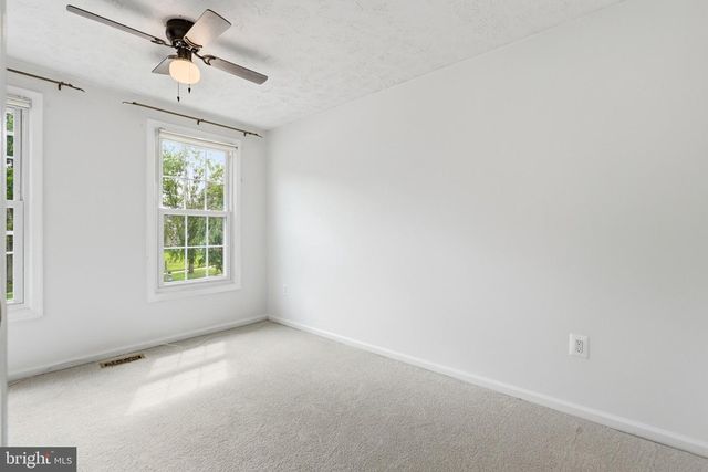 18007 SILVER LEAF DR, Gaithersburg, MD 20877