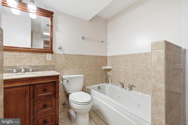 18007 SILVER LEAF DR, Gaithersburg, MD 20877