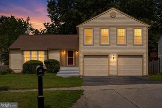 18007 SILVER LEAF DR, Gaithersburg, MD 20877