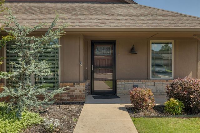 8921 SW 55th Street A & B, Oklahoma City, OK 73179