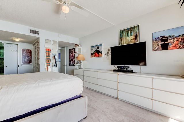 5700 ESCONDIDA BOULEVARD S 403, St Petersburg, FL 33715