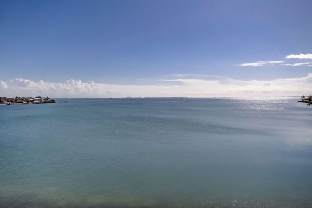 5700 ESCONDIDA BOULEVARD S 403, St Petersburg, FL 33715