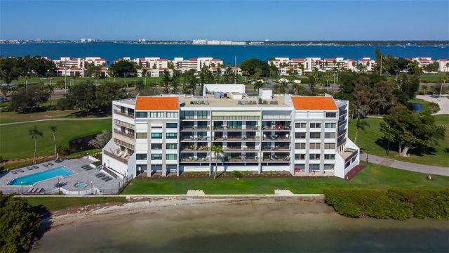 5700 ESCONDIDA BOULEVARD S 403, St Petersburg, FL 33715