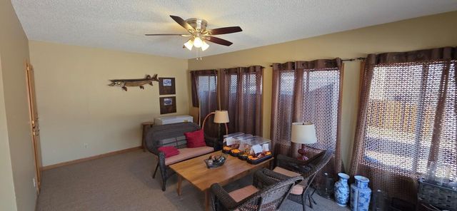 171 Red Oaks Drive, Vadnais Heights, MN 55127