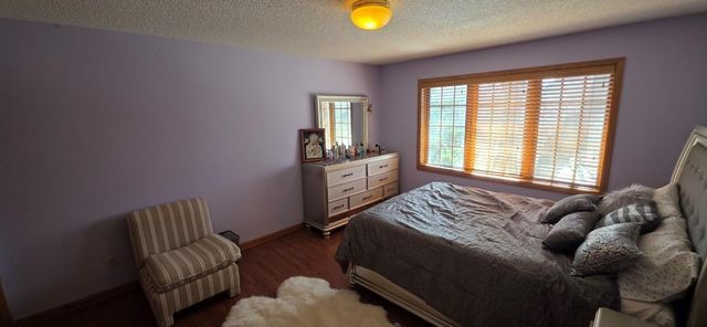 171 Red Oaks Drive, Vadnais Heights, MN 55127