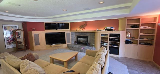 171 Red Oaks Drive, Vadnais Heights, MN 55127