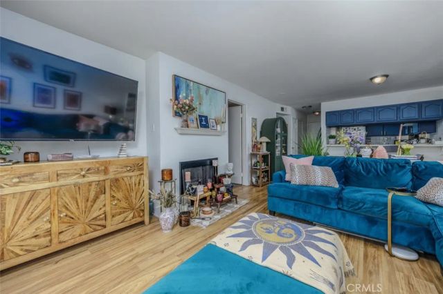 1237 E 6th Street 110, Long Beach, CA 90802