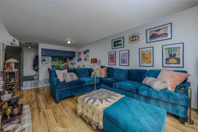 1237 E 6th Street 110, Long Beach, CA 90802