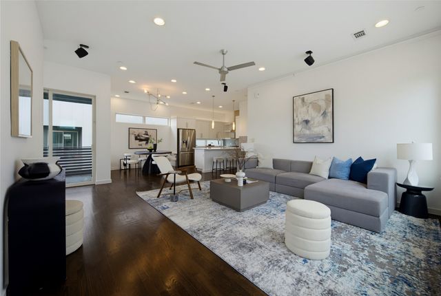 1915 Summit Avenue 1, Dallas, TX 75206