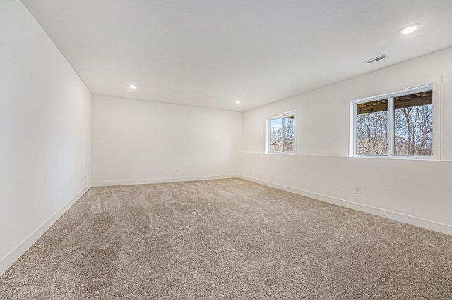 8275 Mcarthur Avenue Ne, Grattan Twp, MI 48809