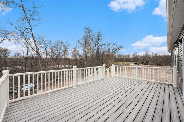 8275 Mcarthur Avenue Ne, Grattan Twp, MI 48809