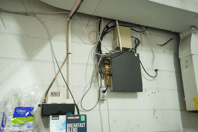 12520 Morang Drive, Detroit, MI 82001