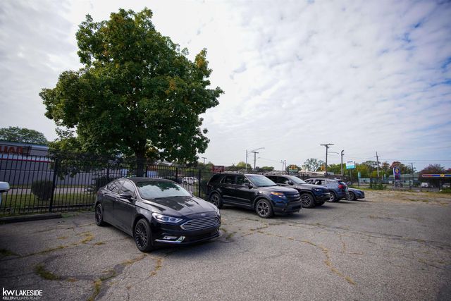 12520 Morang Drive, Detroit, MI 82001