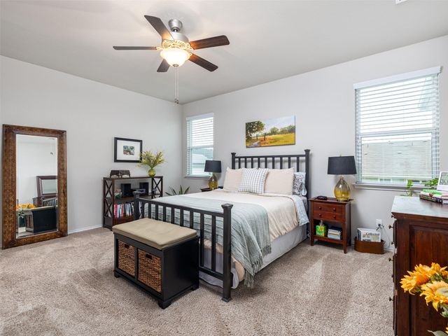 206 Orchard Park DR, Liberty Hill, TX 78642