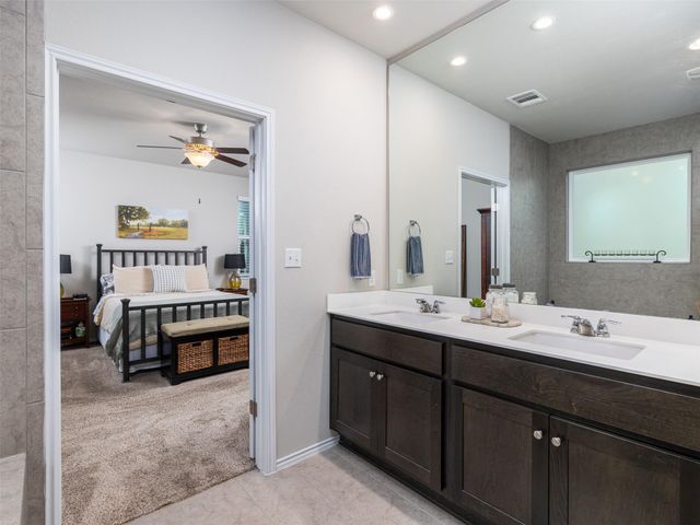 206 Orchard Park DR, Liberty Hill, TX 78642