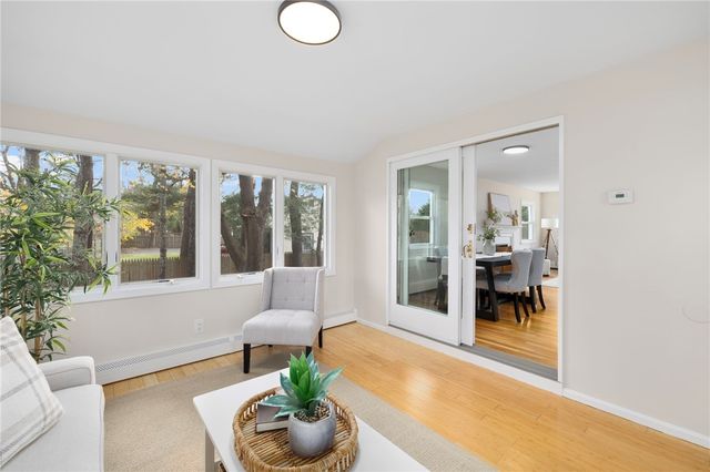 7 Cheshire Drive, Barrington, RI 02806