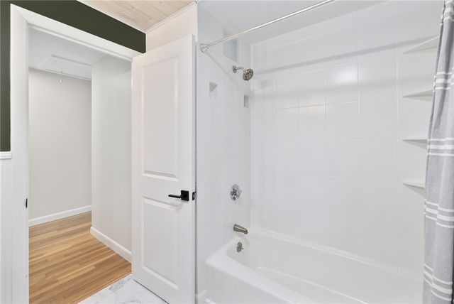 7 Cheshire Drive, Barrington, RI 02806