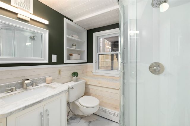 7 Cheshire Drive, Barrington, RI 02806