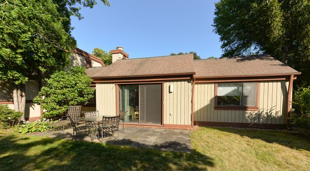 665 Heritage Village A, Southbury, CT 06488