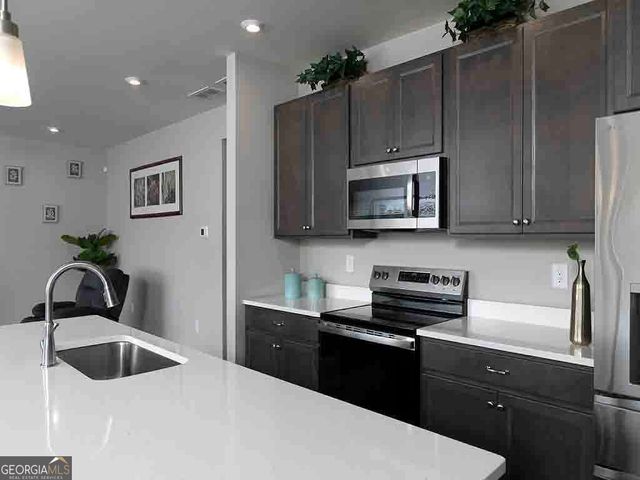 208 Sage Woods Way, Dallas, GA 30132