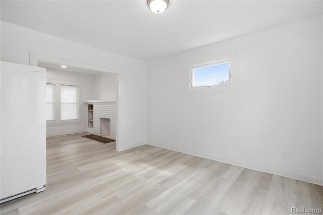 157 W Nevada Street, Highland Park, MI 48203