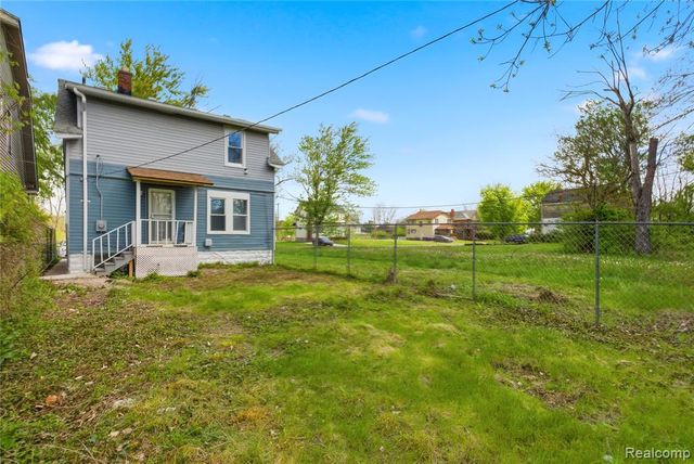 157 W Nevada Street, Highland Park, MI 48203