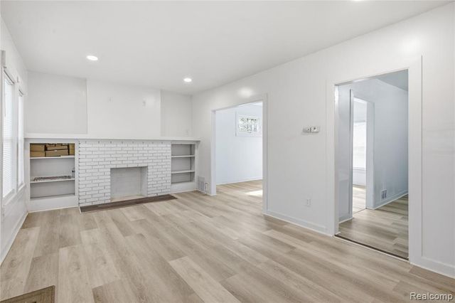 157 W Nevada Street, Highland Park, MI 48203